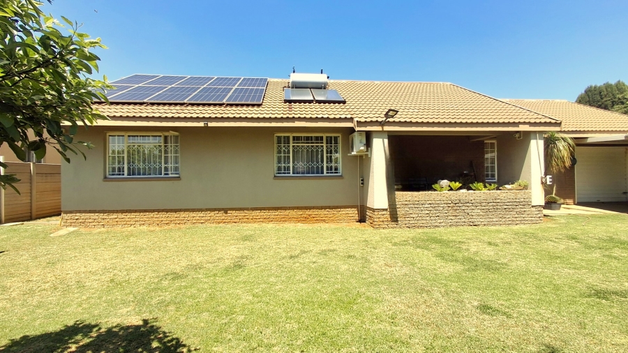3 Bedroom Property for Sale in Vaalpark Free State